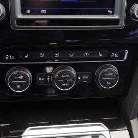 Foto inzerátu Volkswagen Passat 2.0 TDI