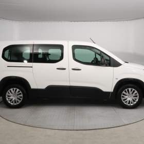 Foto inzerátu Peugeot Rifter 1.2 PureTech