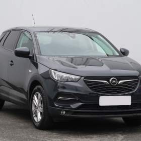 Foto inzerátu Opel Grandland 1.2 Turbo