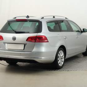 Foto inzerátu Volkswagen Passat 2.0 TDI