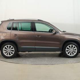 Foto inzerátu Volkswagen Tiguan 2.0 TDI