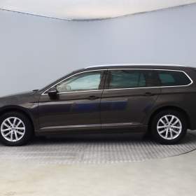 Foto inzerátu Volkswagen Passat 2.0 TDI