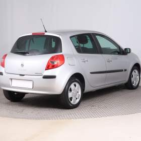 Foto inzerátu Renault Clio 1.6 16V