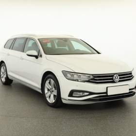 Foto inzerátu Volkswagen Passat 2.0 TSI