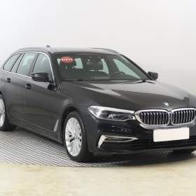BMW Řada 5 530d xDrive / 19566350