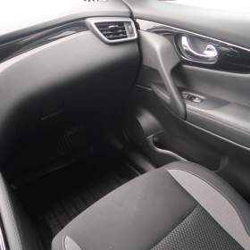 Foto inzerátu Nissan Qashqai 1.3 DIG-T