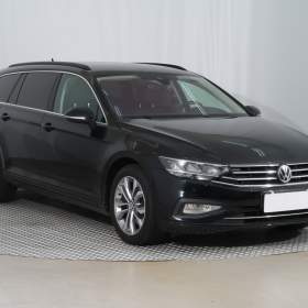 Volkswagen Passat 2.0 TDI / 19567550