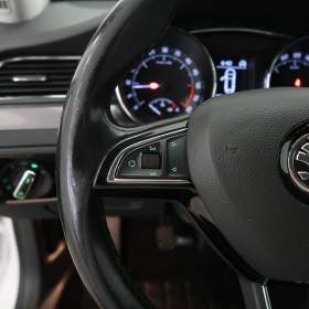 Foto inzerátu Škoda Superb 2.0 TDI