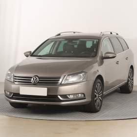 Foto inzerátu Volkswagen Passat 2.0 TDI