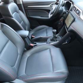 Foto inzerátu MG ZS SUV 1.5