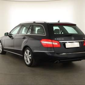 Foto inzerátu Mercedes-Benz Třídy E E 350 CDI 4MATIC