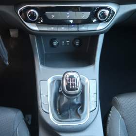 Foto inzerátu Hyundai i30 Fastback 1.0 T-GDI