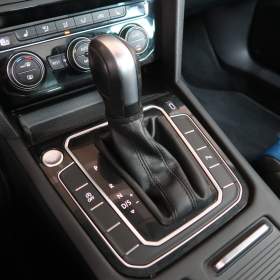 Foto inzerátu Volkswagen Passat 2.0 TDI