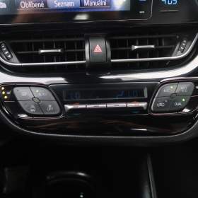 Foto inzerátu Toyota C-HR 1.2 Turbo