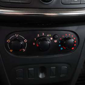 Foto inzerátu Dacia Logan 1.0 SCe