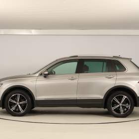 Foto inzerátu Volkswagen Tiguan 2.0 TDI
