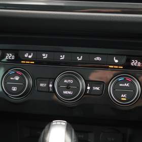 Foto inzerátu Volkswagen Tiguan 2.0 TDI