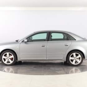 Foto inzerátu Audi A4 2.0 TDI