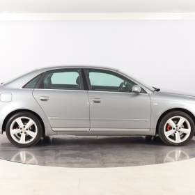 Foto inzerátu Audi A4 2.0 TDI