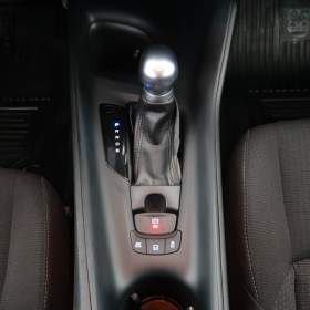 Foto inzerátu Toyota C-HR 1.8 Hybrid