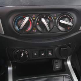 Foto inzerátu Nissan Navara 2.3 dCi