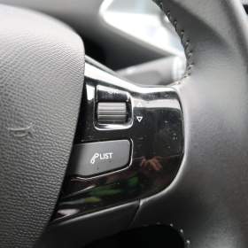 Foto inzerátu Peugeot 308 1.2 PureTech