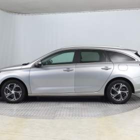 Foto inzerátu Hyundai i30 1.0 T-GDI