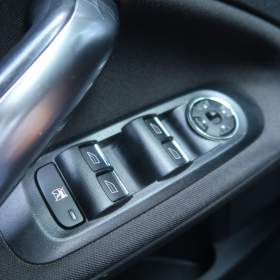 Foto inzerátu Ford Mondeo 2.0 16V