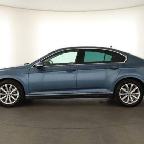 Foto inzerátu Volkswagen Passat 2.0 TDI