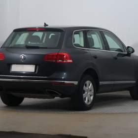 Foto inzerátu Volkswagen Touareg 3.0 TDI
