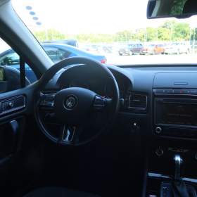 Foto inzerátu Volkswagen Touareg 3.0 TDI