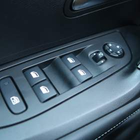 Foto inzerátu Peugeot 2008 1.2 PureTech