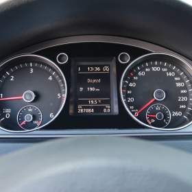 Foto inzerátu Volkswagen Passat 2.0 TDI