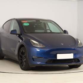 Tesla Model Y Long Range AWD 75kWh / 19570216