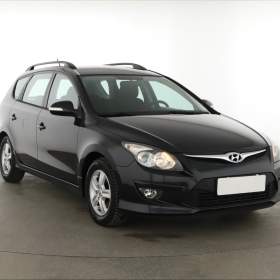 Hyundai i30 1.4 CVVT / 19570222