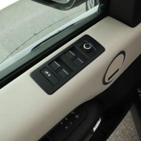 Foto inzerátu Land Rover Discovery 3.0 Td6