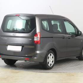 Foto inzerátu Ford Tourneo Courier 1.0 EcoBoost