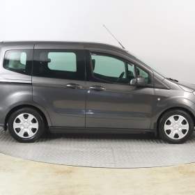 Foto inzerátu Ford Tourneo Courier 1.0 EcoBoost
