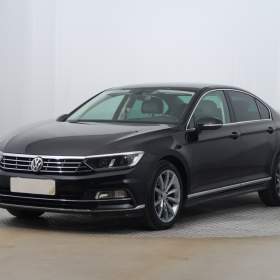 Foto inzerátu Volkswagen Passat 2.0 TDI