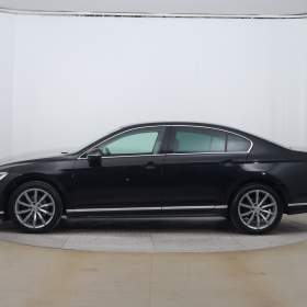 Foto inzerátu Volkswagen Passat 2.0 TDI