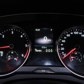 Foto inzerátu Volkswagen Passat 2.0 TDI