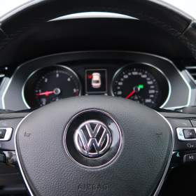 Foto inzerátu Volkswagen Passat 2.0 TDI