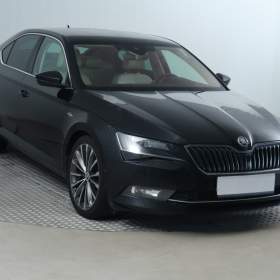 Škoda Superb 2.0 TDI / 19574314