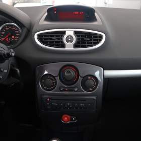 Foto inzerátu Renault Clio 1.5 dCi