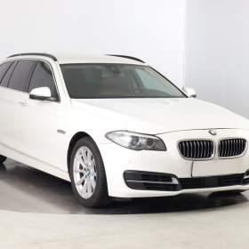 BMW Řada 5 520d / 19574352