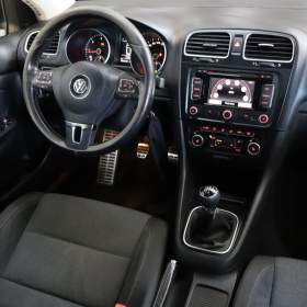 Foto inzerátu Volkswagen Golf 1.6 TDI