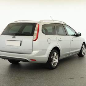 Foto inzerátu Ford Focus 1.6 16V