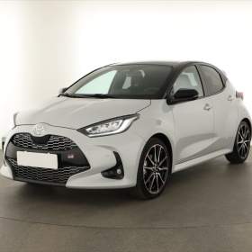 Foto inzerátu Toyota Yaris 1.5 VVT-i Hybrid