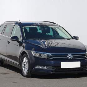 Foto inzerátu Volkswagen Passat 2.0 TDI