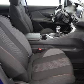 Foto inzerátu Peugeot 3008 1.2 PureTech